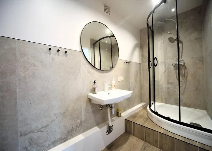 Dzīvoklis Two Bedroom / Old Town With Private Terrace Riga